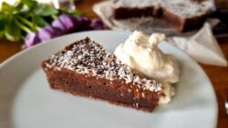 Glutenfri kärleksmums kladdkaka